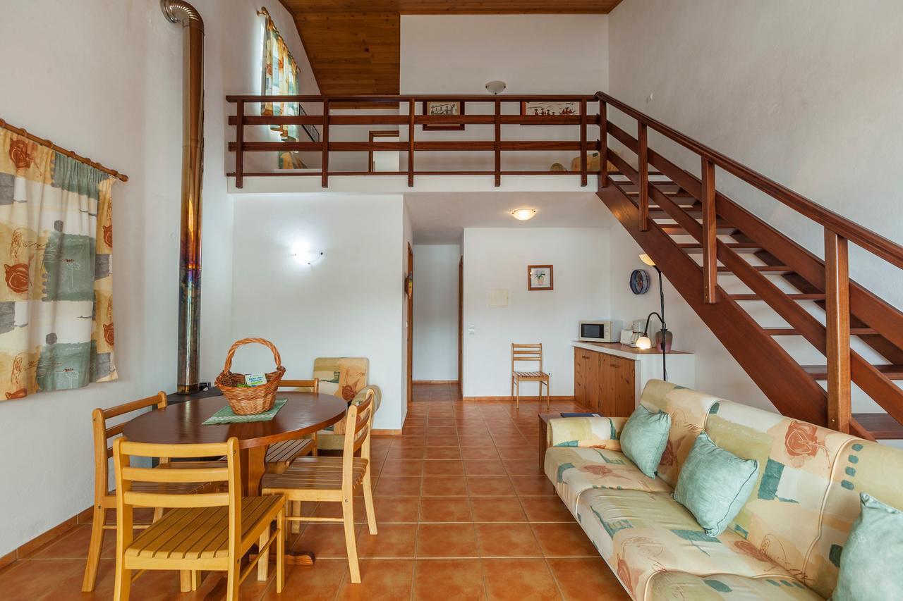 Casas Do Porto Villa Mosteiros  Exterior photo